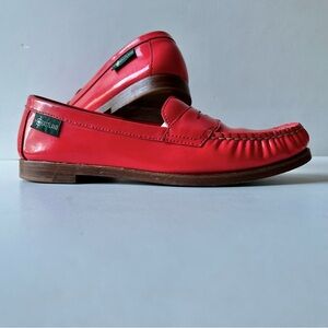 EASTLAND• Chandler Coral Patent Leather Loafers•Sz 8